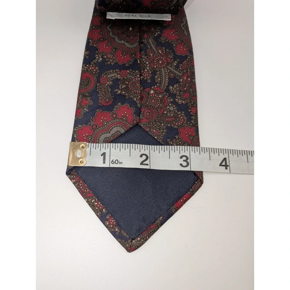 Harve Benard Paisley All Silk Tie Red Navy Vintage Classic Office